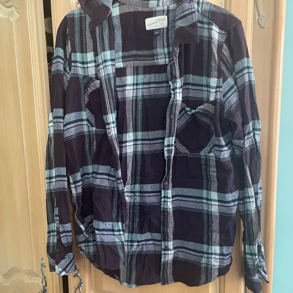 Universal Thread Plaid Shirt in Black and Green